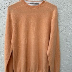 Raffi  Pure cashmere crewneck sweater in a light orange Size M